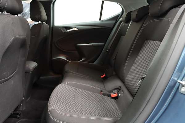 2017 Holden Astra R BK