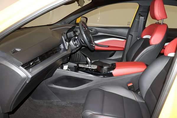 2023 MG MG5 Essence