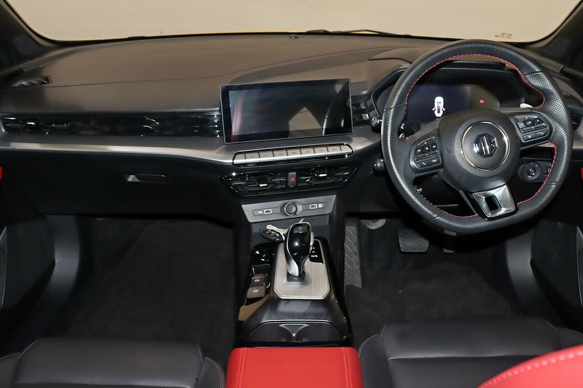 2023 MG MG5 Essence