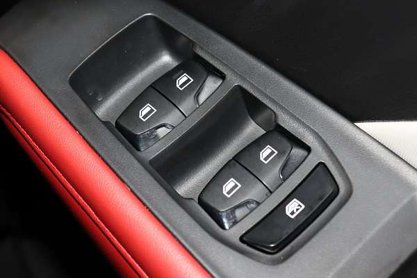 2023 MG MG5 Essence