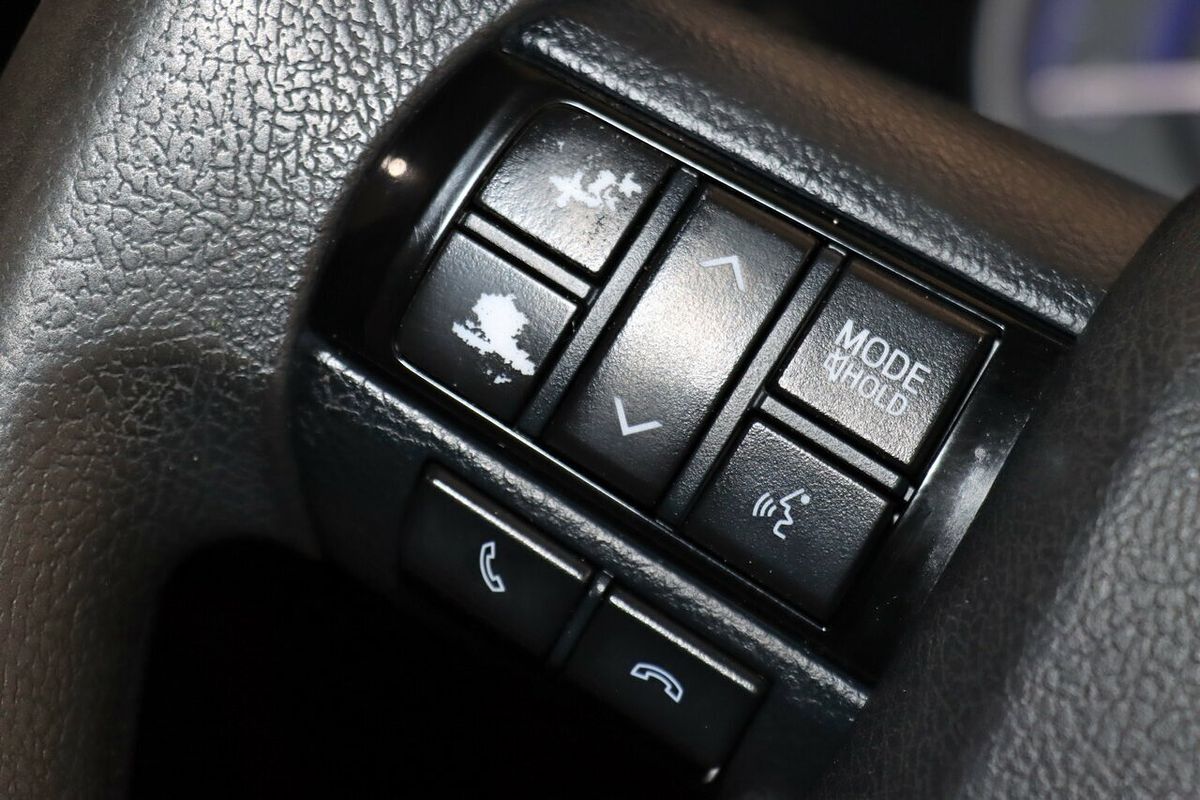 2017 Toyota Hilux SR GUN126R 4X4