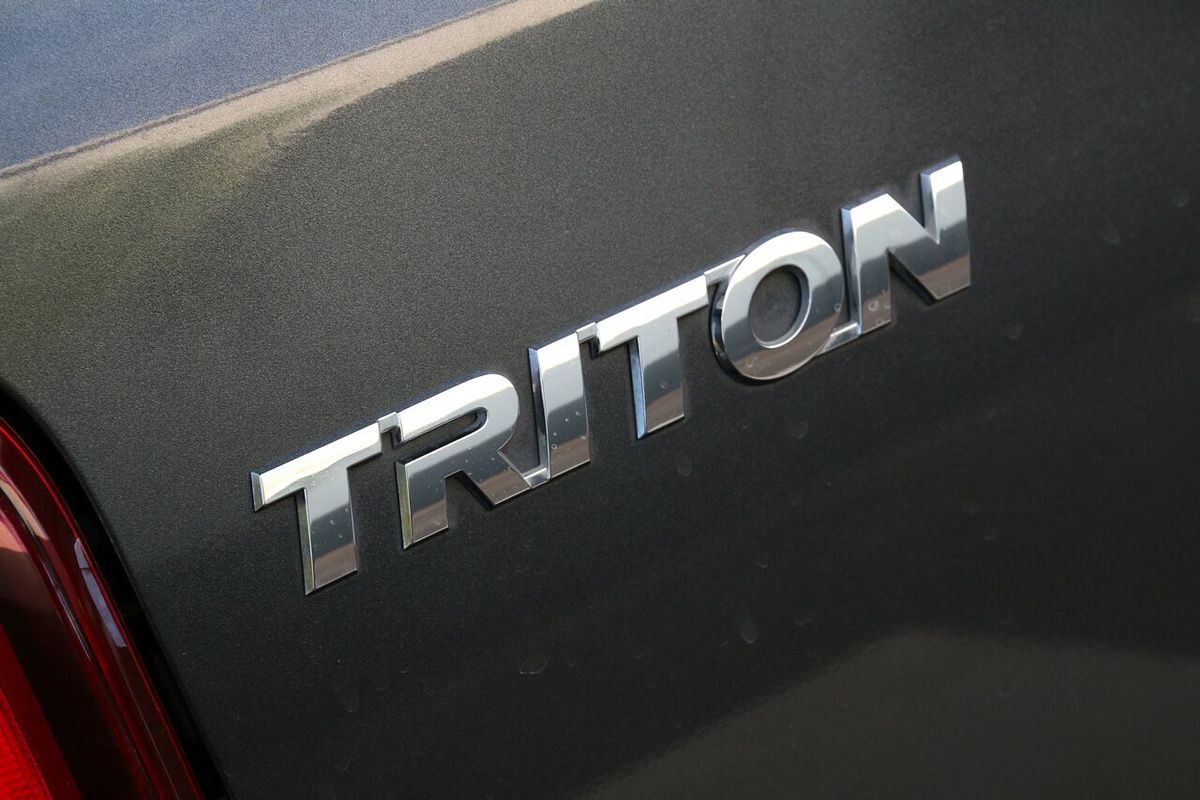 2019 Mitsubishi Triton GLS Premium MR 4X4