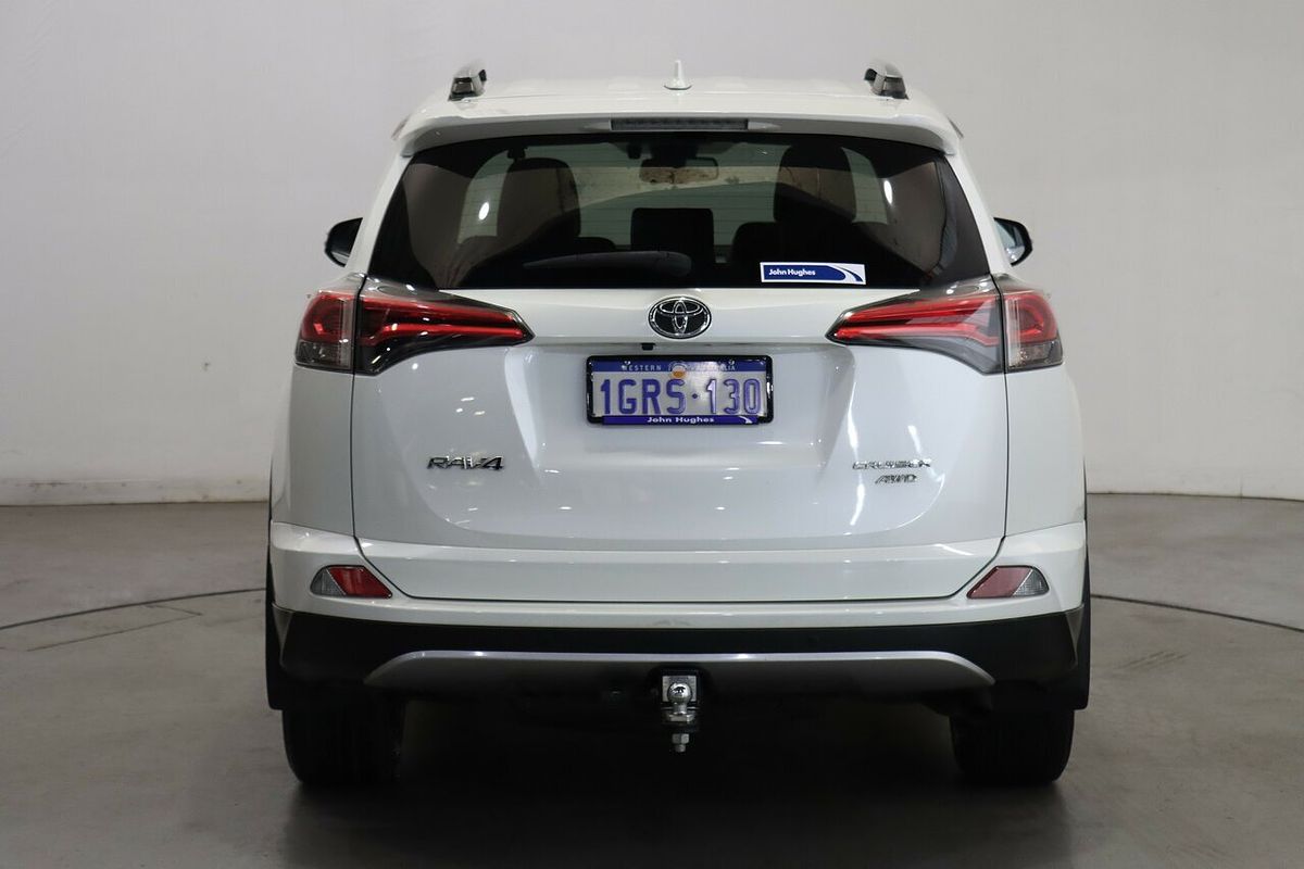2018 Toyota RAV4 Cruiser ASA44R