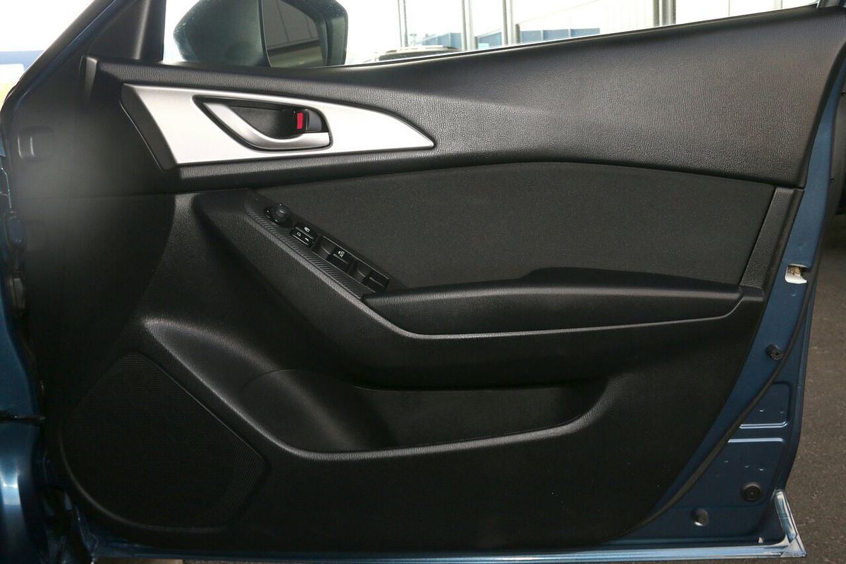 2017 Mazda 3 Neo BN Series