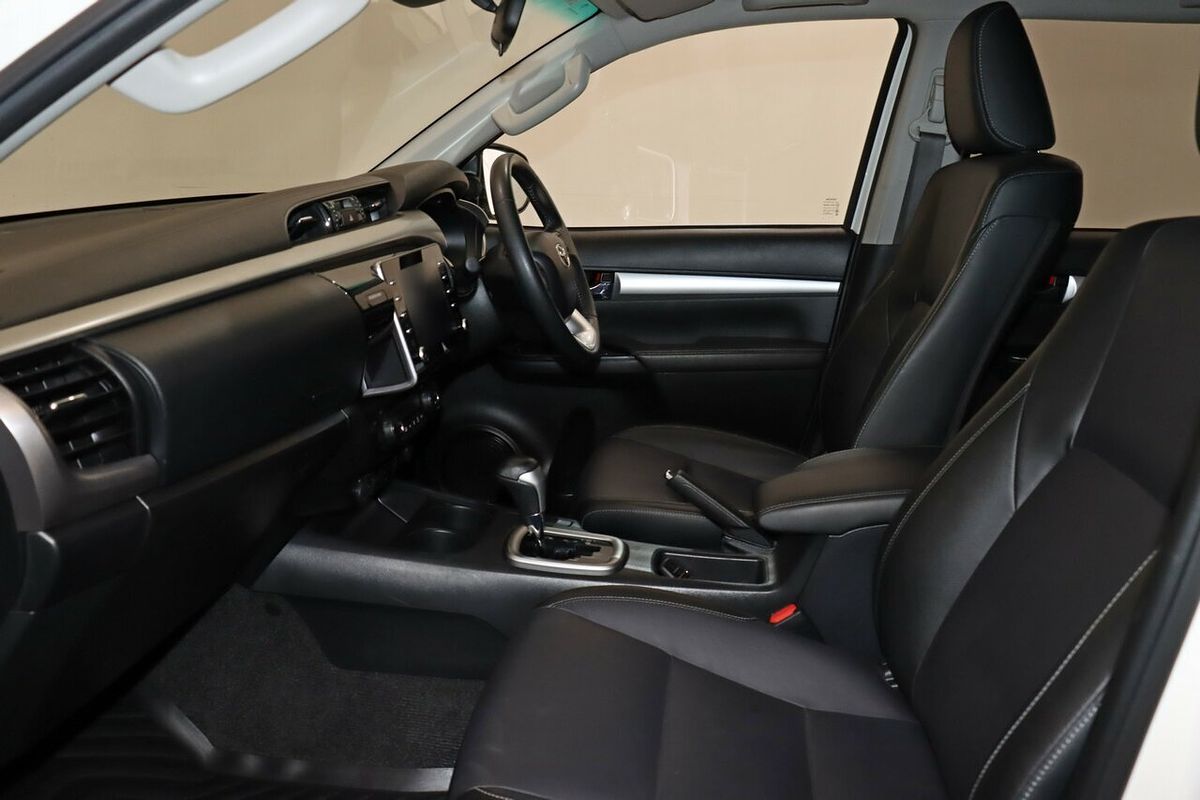 2022 Toyota Hilux SR5 GUN126R 4X4