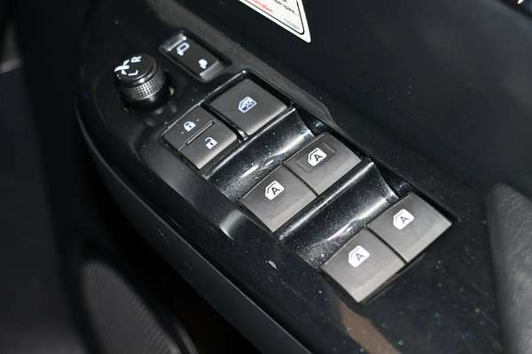2022 Toyota Hilux SR5 GUN126R 4X4