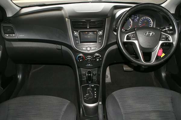 2016 Hyundai Accent SR RB4
