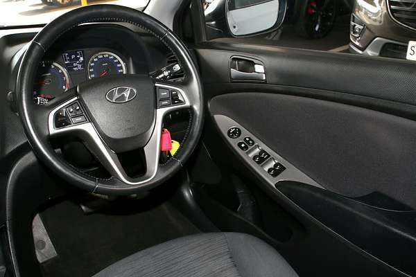 2016 Hyundai Accent SR RB4