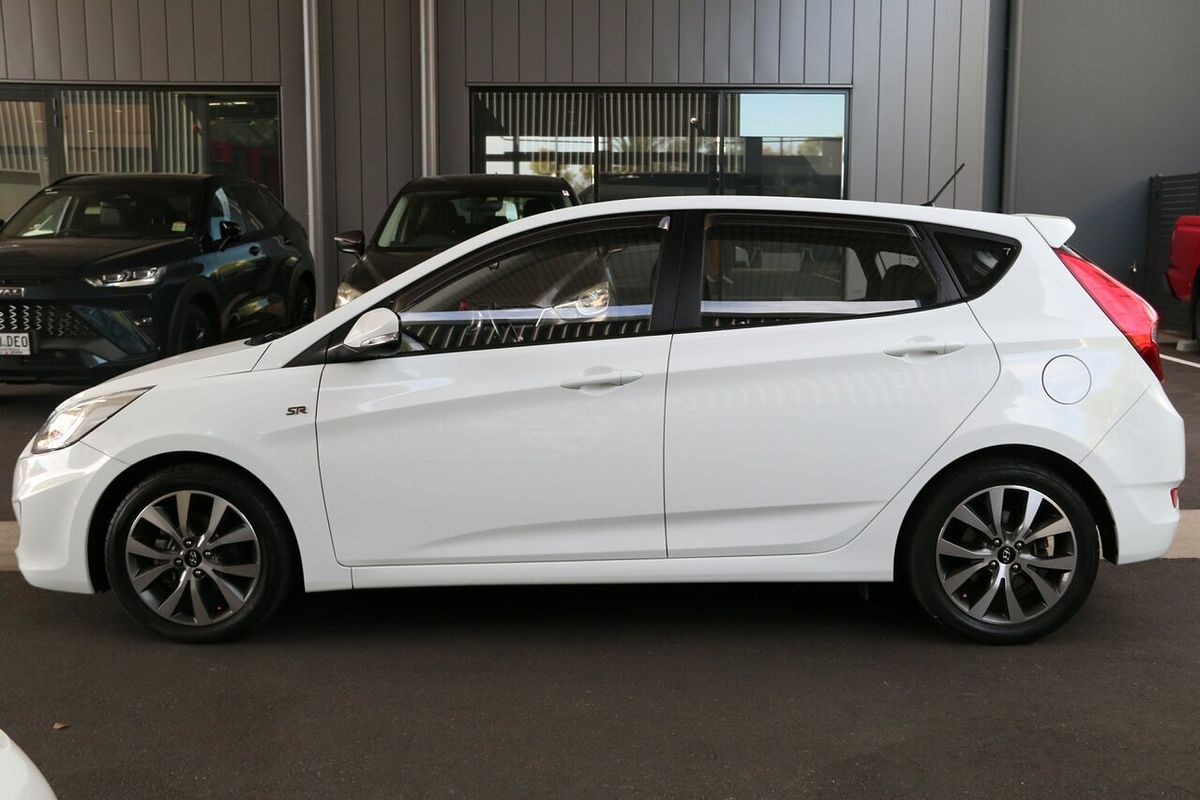 2016 Hyundai Accent SR RB4