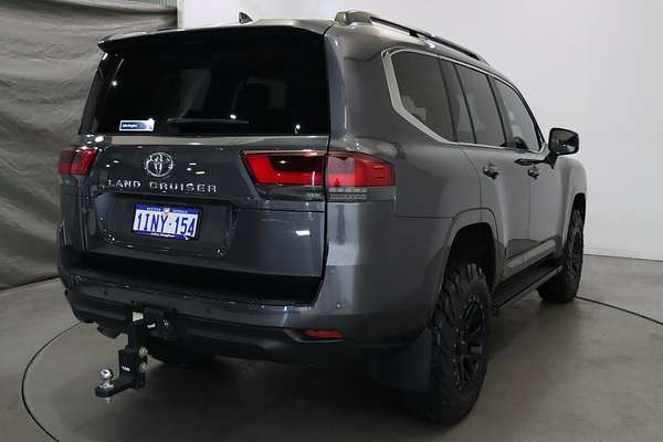 2024 Toyota Landcruiser VX FJA300R