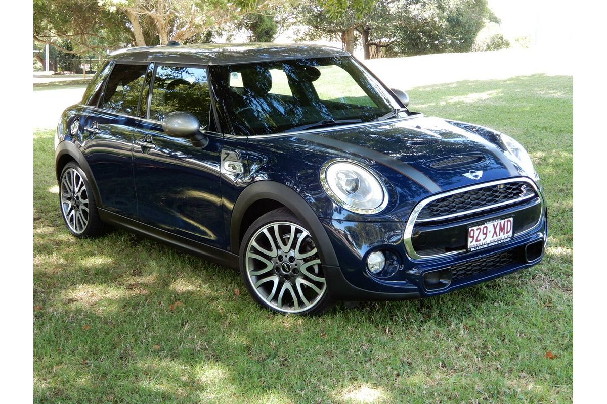 2017 MINI Cooper S F55