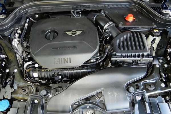 2017 MINI Cooper S F55