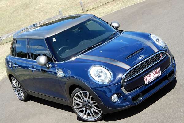 2017 MINI Cooper S F55