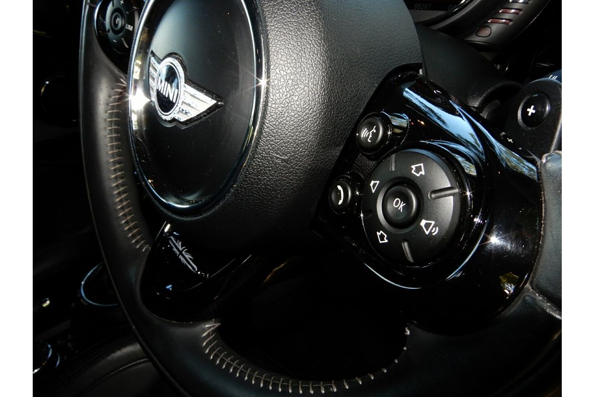 2017 MINI Cooper S F55