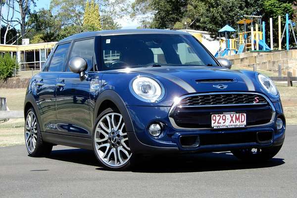 2017 MINI Cooper S F55