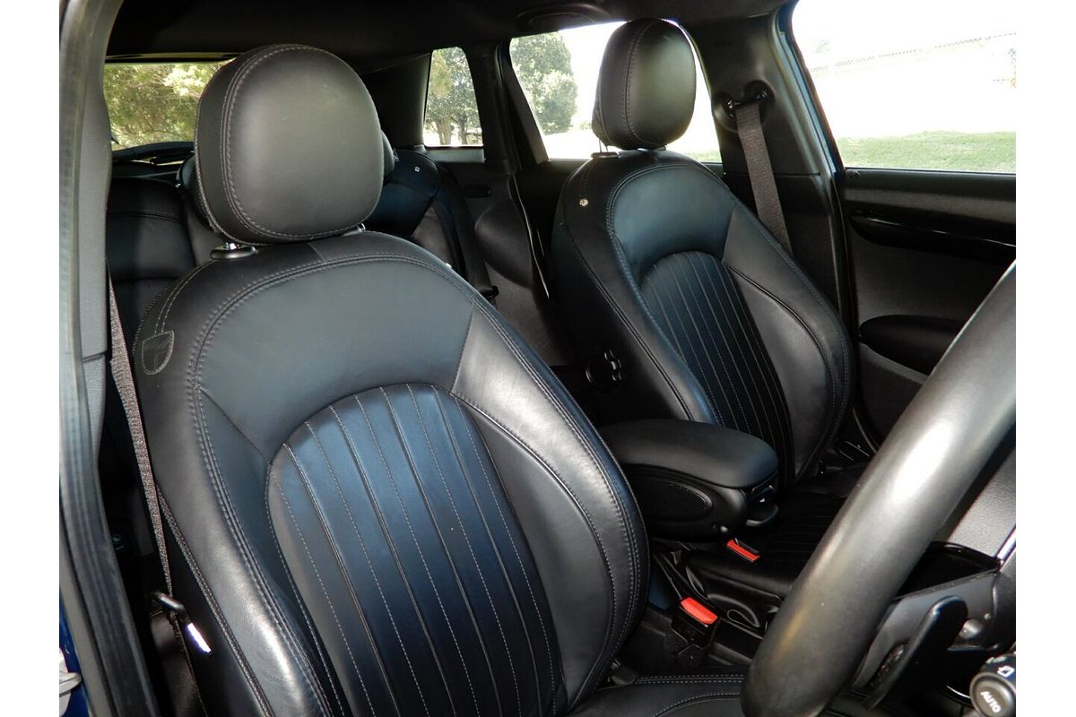 2017 MINI Cooper S F55