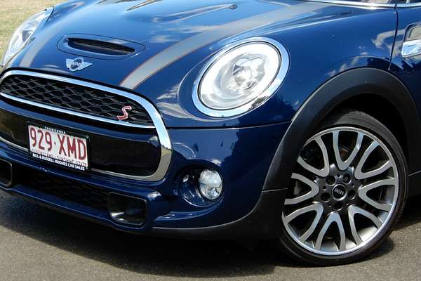 2017 MINI Cooper S F55