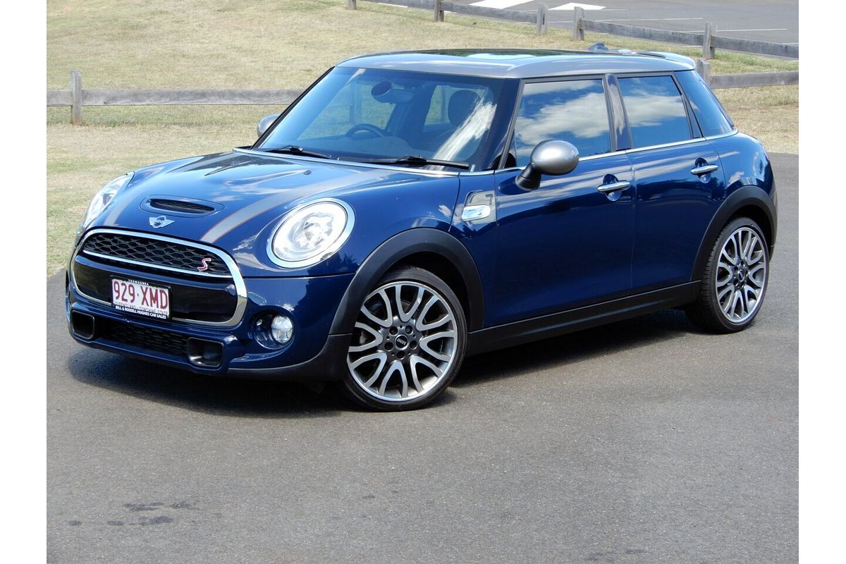 2017 MINI Cooper S F55