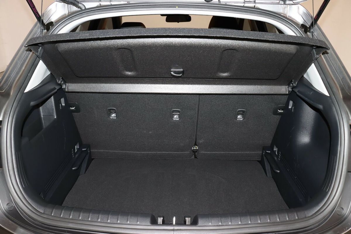 2023 Kia Stonic S YB