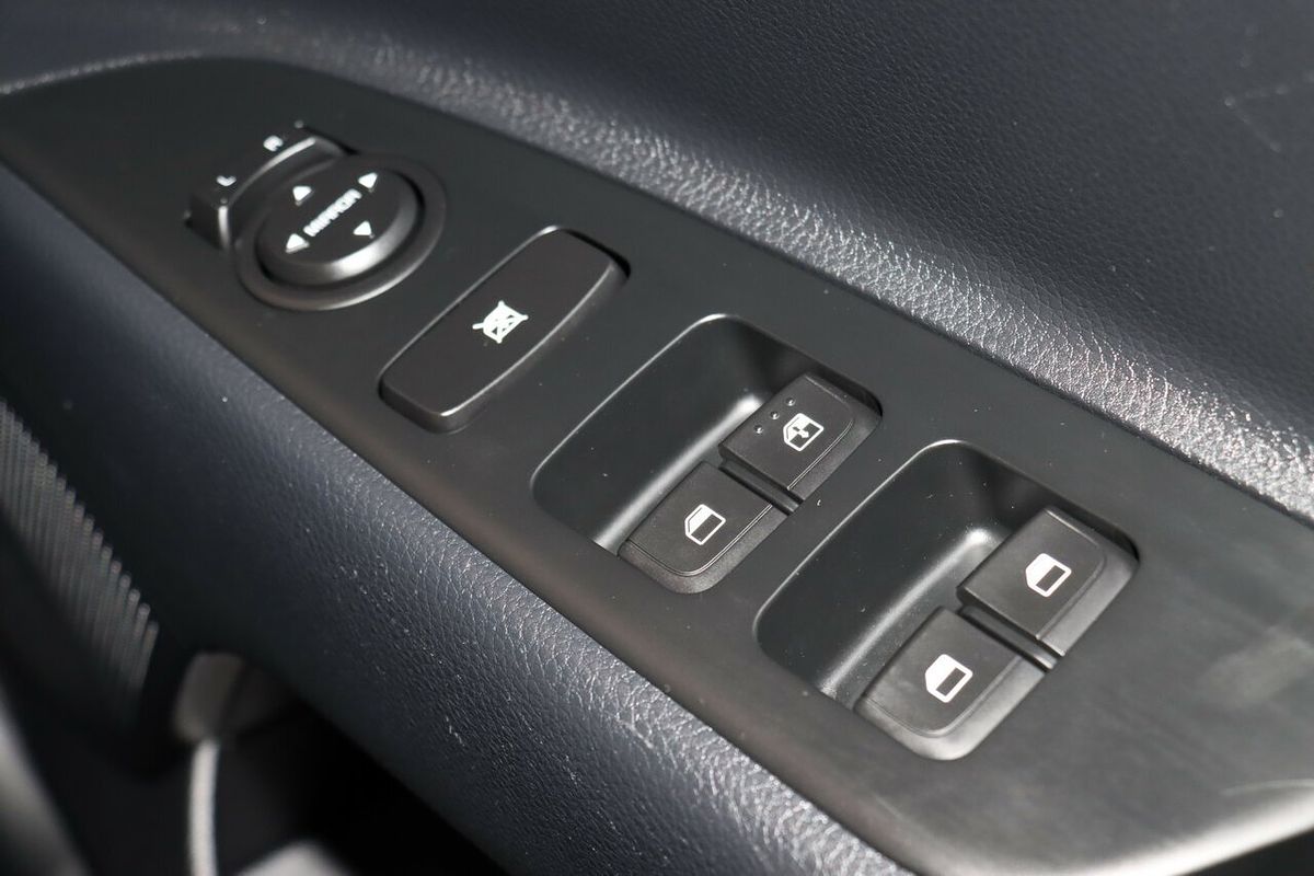 2023 Kia Stonic S YB