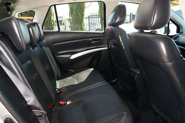 2015 Suzuki S-Cross GLX Prestige JY