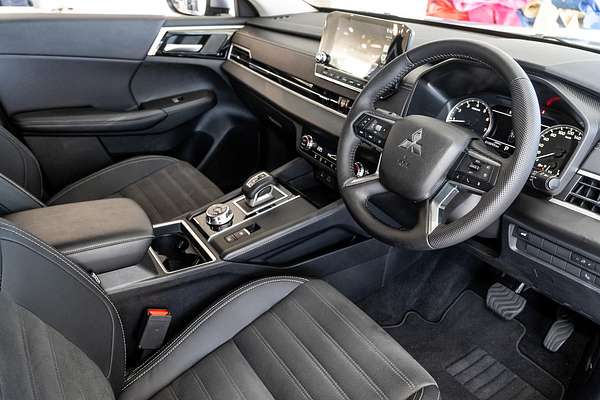 2023 Mitsubishi Outlander Aspire ZM