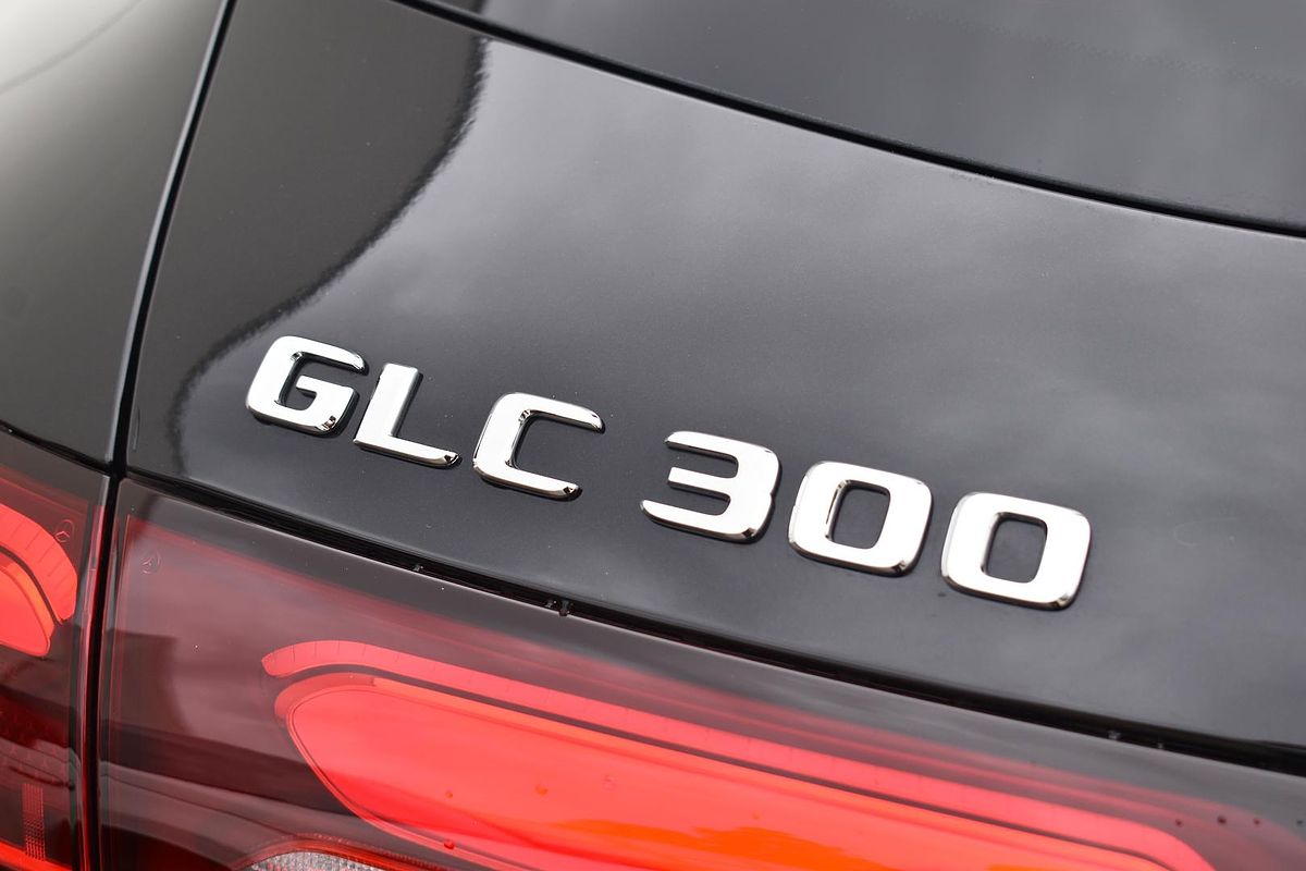 2024 Mercedes-Benz GLC-Class GLC300 X254