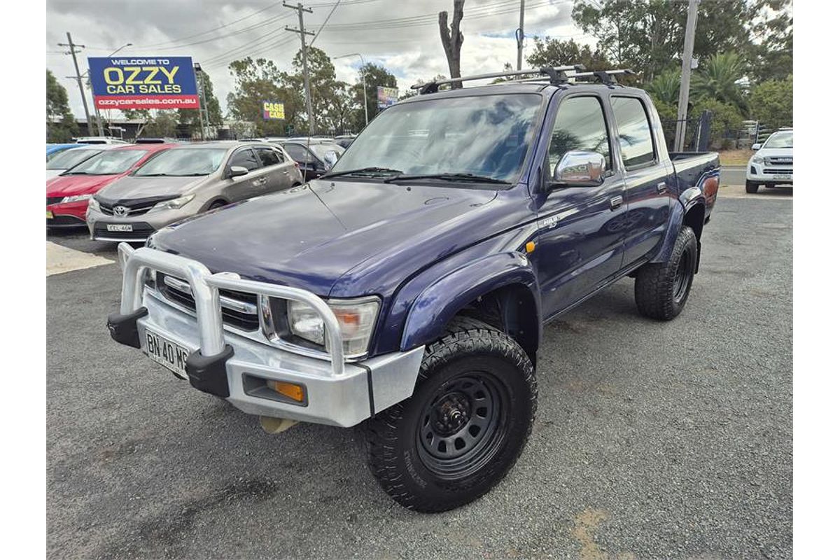 2000 Toyota HILUX SR5 (4x4) RZN169R