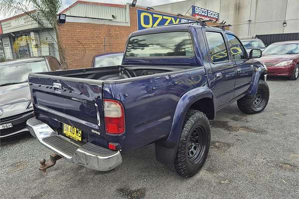 2000 Toyota HILUX SR5 (4x4) RZN169R