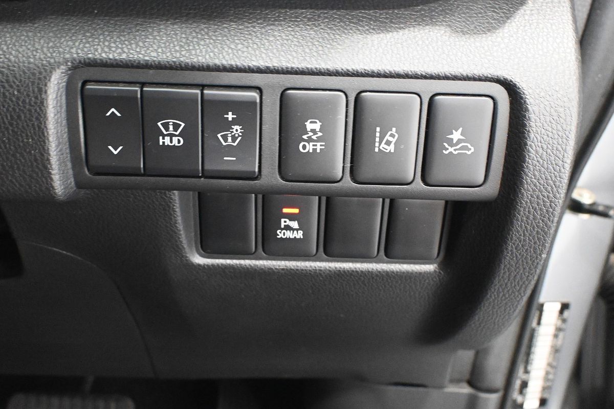 2018 Mitsubishi Eclipse Cross Exceed YA