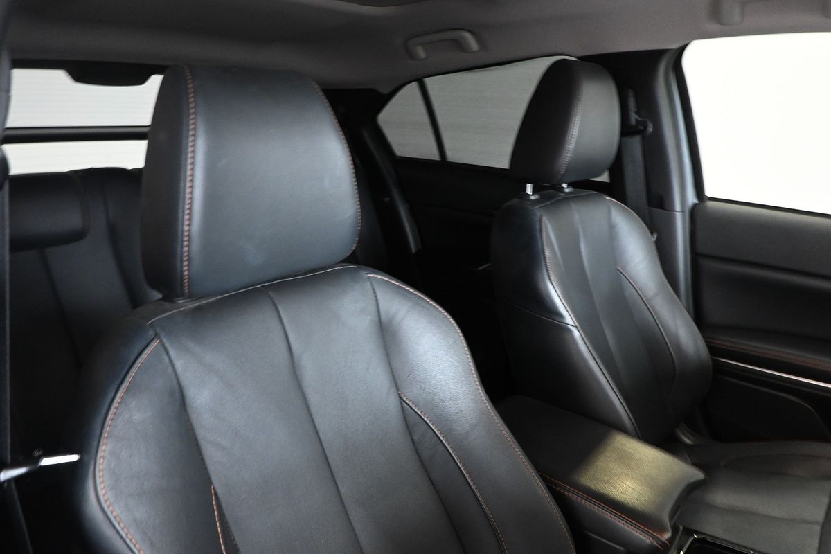 2018 Mitsubishi Eclipse Cross Exceed YA
