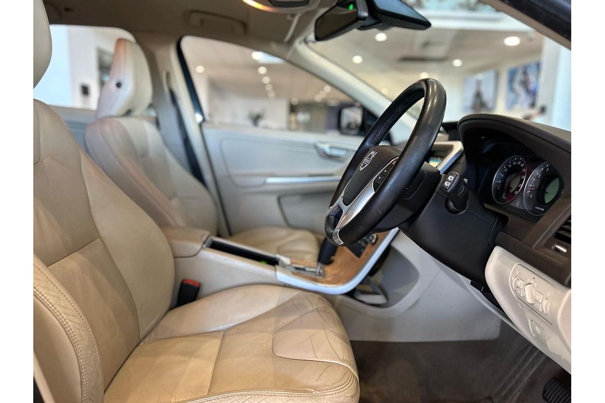2010 Volvo XC60