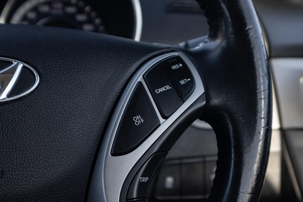 2012 Hyundai Elantra Premium MD