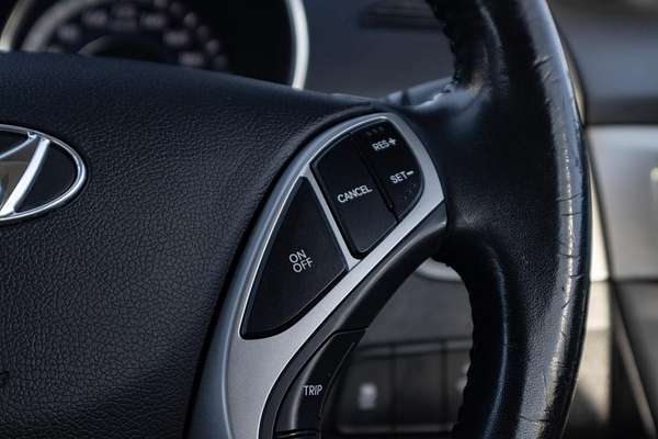 2012 Hyundai Elantra Premium MD