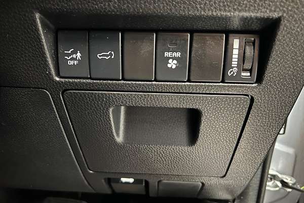 2024 Isuzu MU-X LS-U