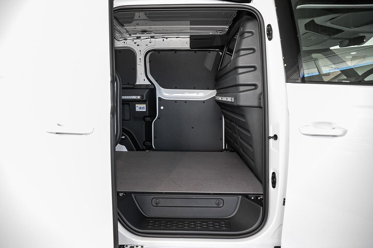 2025 Volkswagen ID. Buzz Cargo BEV550 EBN SWB