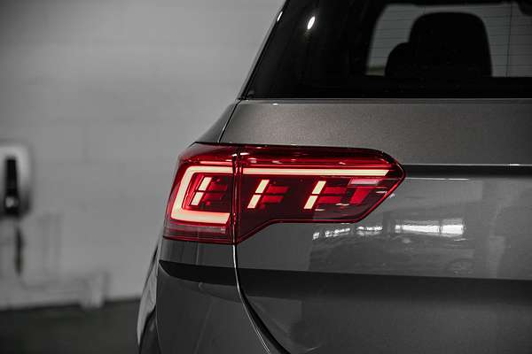 2024 Volkswagen T-Roc R D11