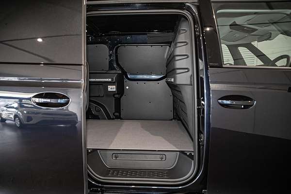 2025 Volkswagen ID. Buzz Cargo BEV550 EBN SWB