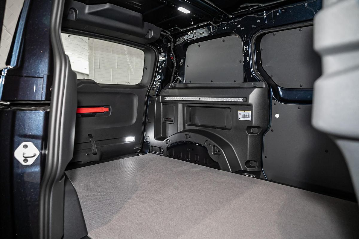 2025 Volkswagen ID. Buzz Cargo BEV550 EBN SWB