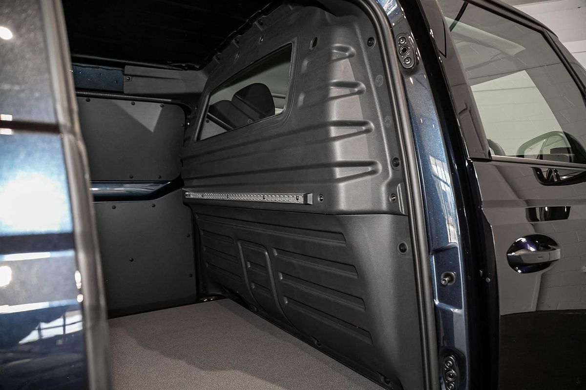 2025 Volkswagen ID. Buzz Cargo BEV550 EBN SWB
