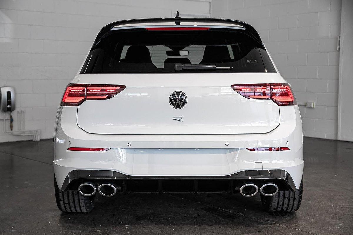 2024 Volkswagen Golf R 8