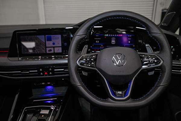 2024 Volkswagen Golf R 8