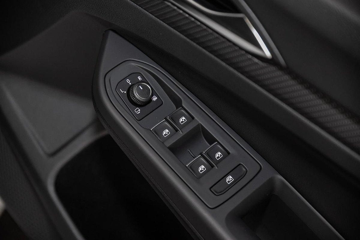 2024 Volkswagen Golf R 8
