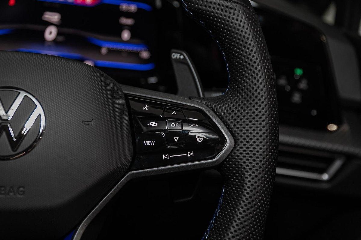 2024 Volkswagen Golf R 8