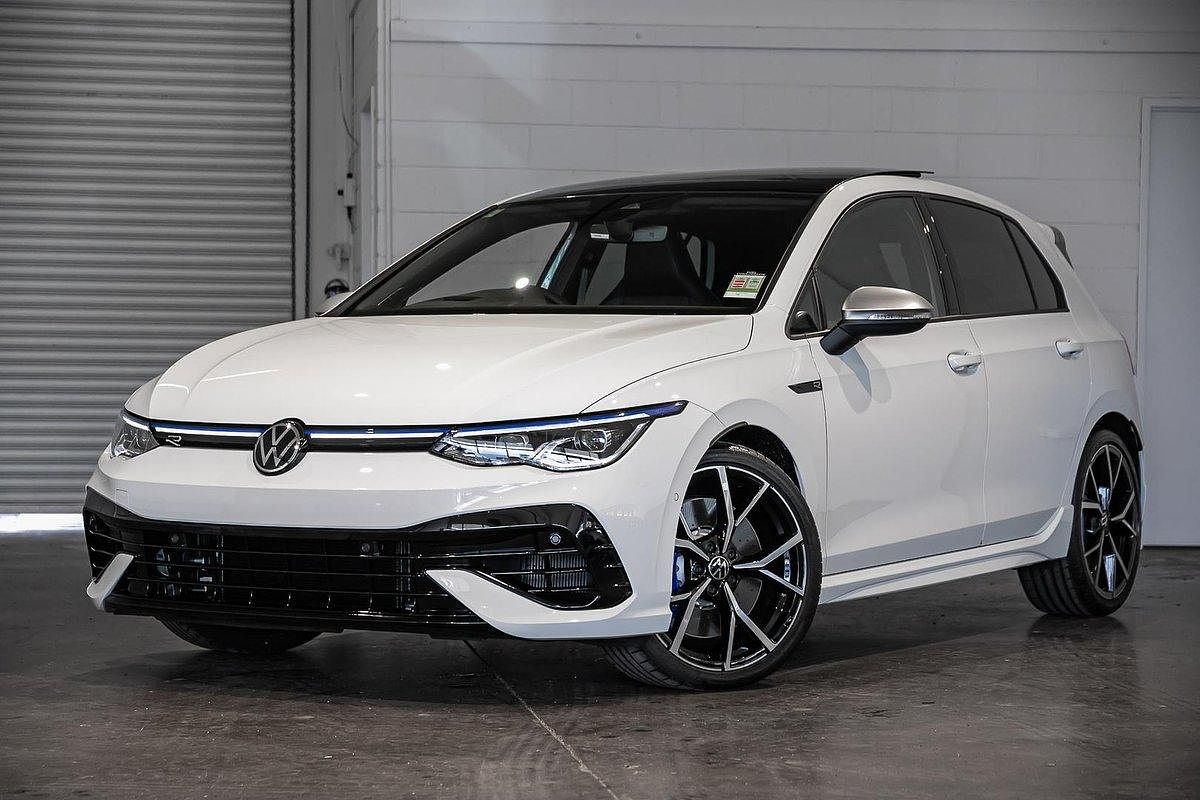 2024 Volkswagen Golf R 8