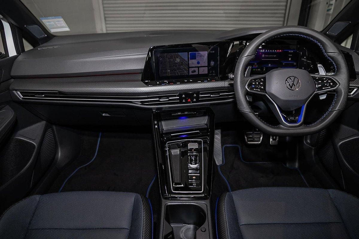 2024 Volkswagen Golf R 8