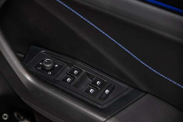 2024 Volkswagen T-Roc R D11