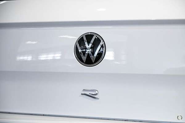 2024 Volkswagen T-Roc R D11
