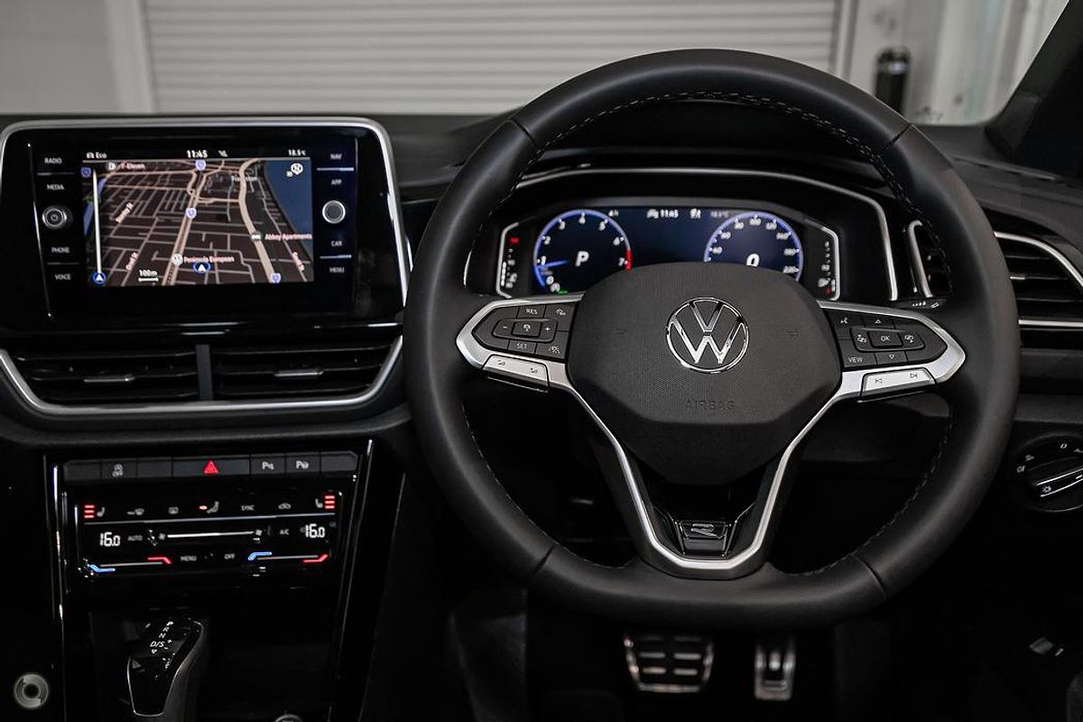 2024 Volkswagen T-Roc 140TSI R-Line D11