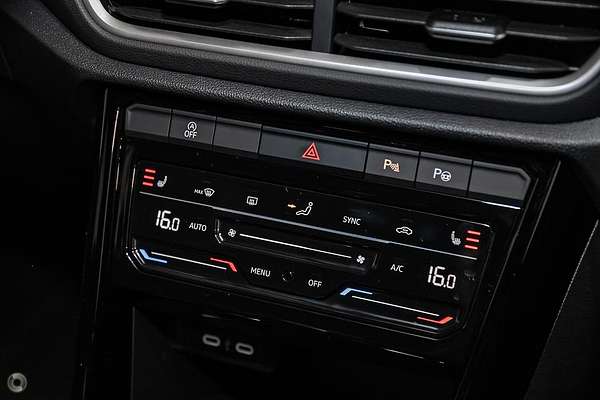 2024 Volkswagen T-Roc 140TSI R-Line D11